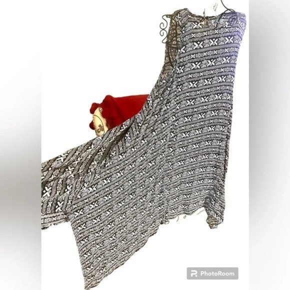 She + Sky Medium Asymmetrical MIDI Dress new with tags - Picture 2 of 6